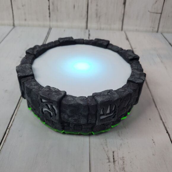 Skylanders Wireless Portal of Power Base for Nintendo Wii. No USB Dongle - Picture 1 of 10